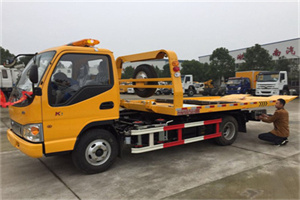 富锦哪里有拖车服务