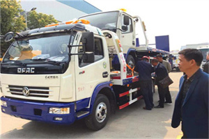 富锦汽车道路救援拖车价格